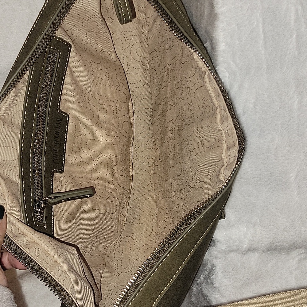 NWT True Religion Crossbody Bag - Picture 4 of 5
